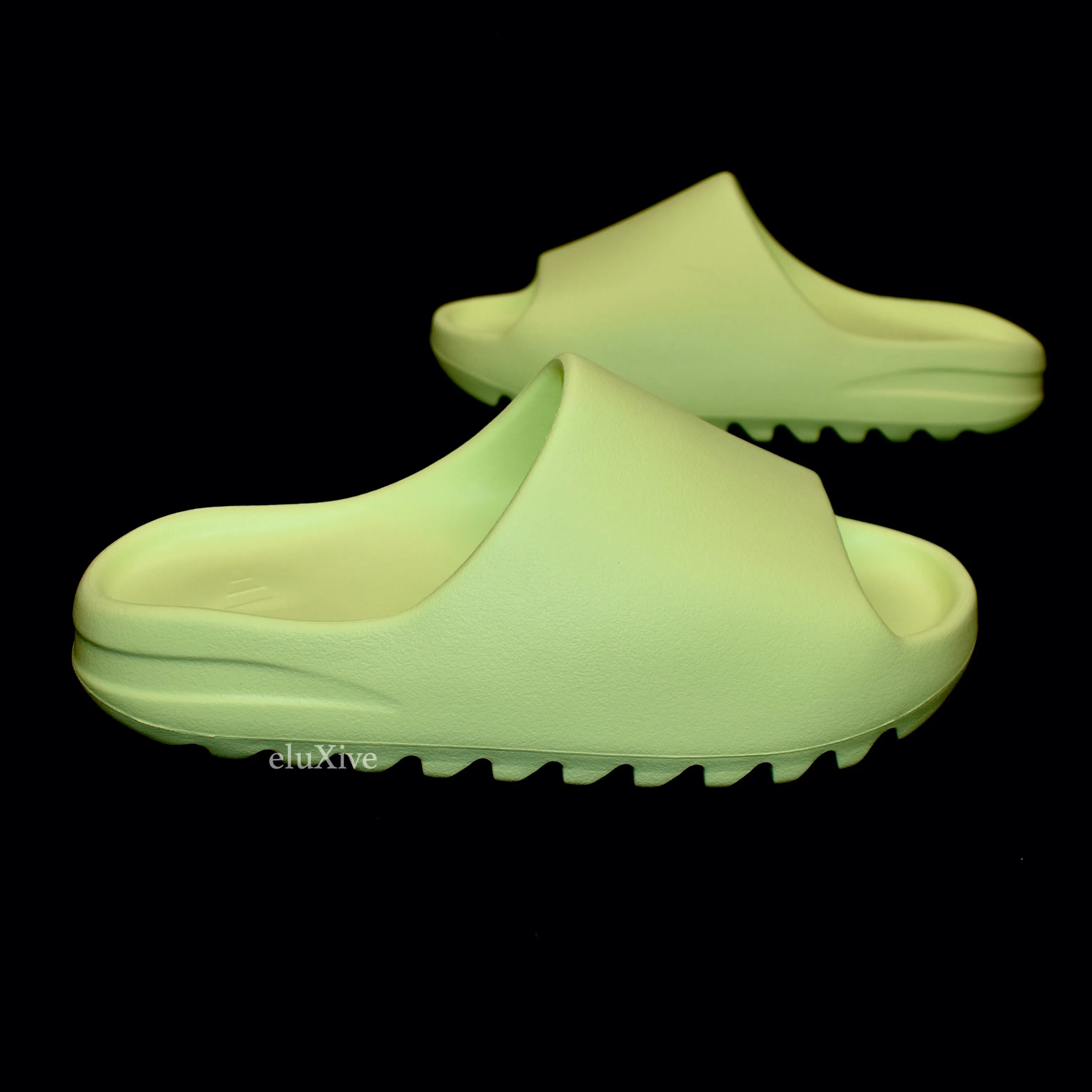 Adidas x Kanye West  - Yeezy Slide Glow Green