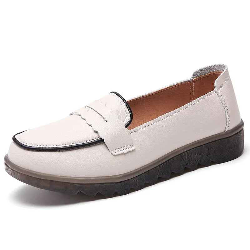 New Flat Shoes Woman Soft Women Casual Shoes Genuine Leather Platform Flats Shoes Slip on Loafers Plus Size Women Shoes