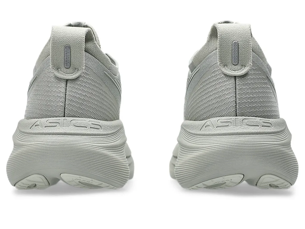 Nimbus 27 Men's Shoe