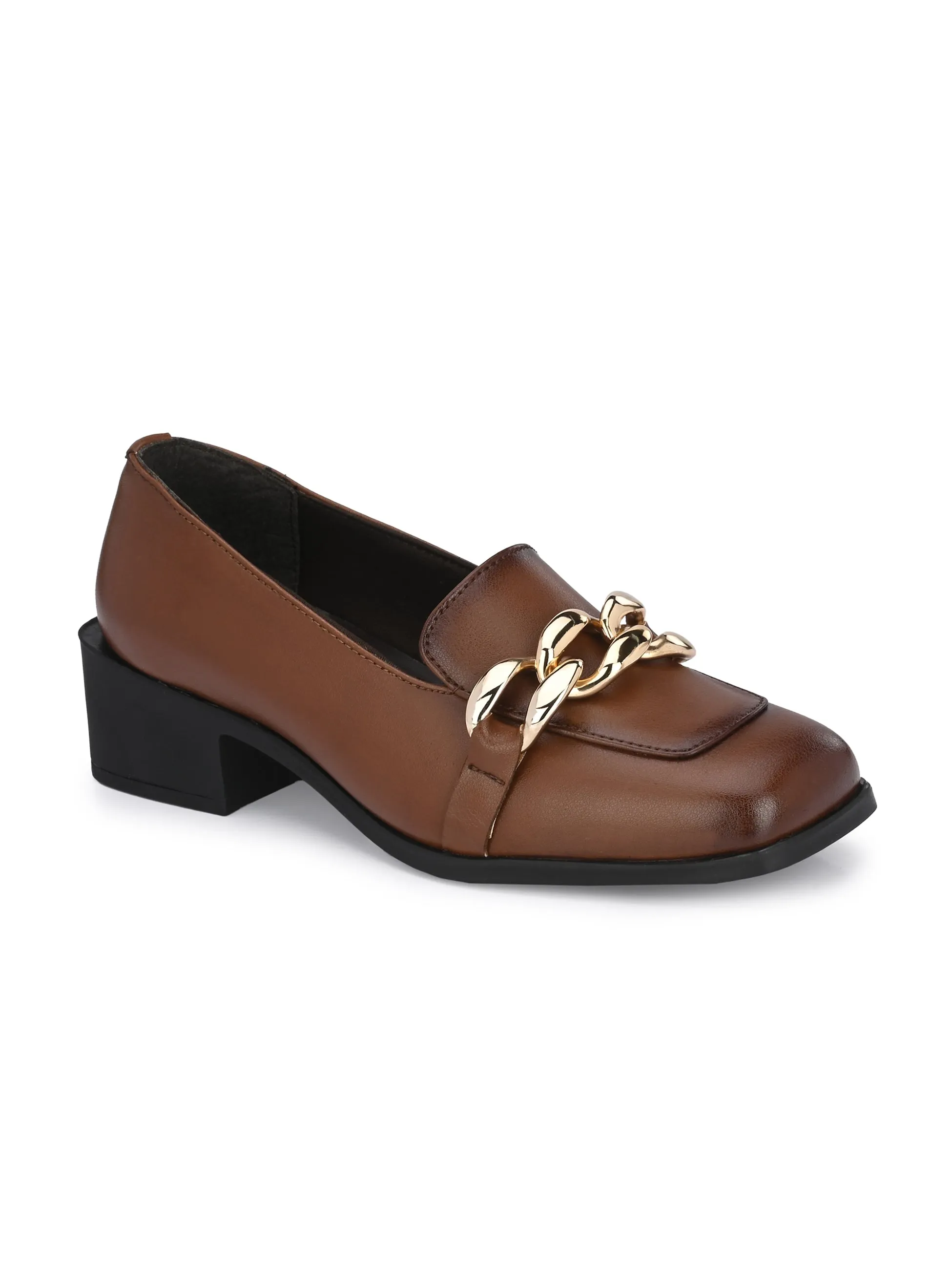 Queen Women's Moccasin with golden chain detail