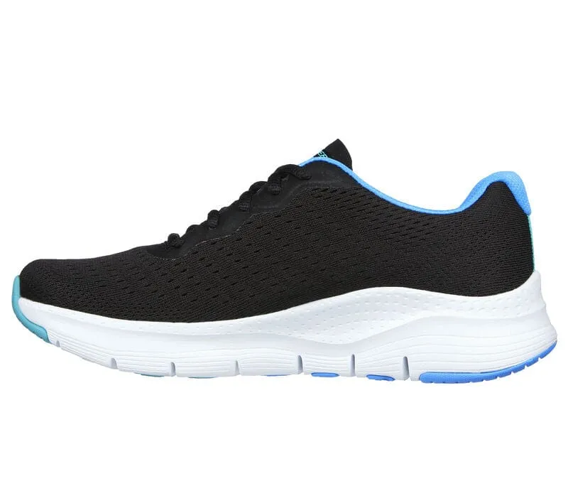 Skechers Skechers Arch Fit - Infinity Cool in Black / Agua