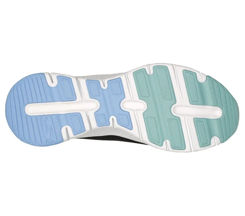 Skechers Skechers Arch Fit - Infinity Cool in Black / Agua