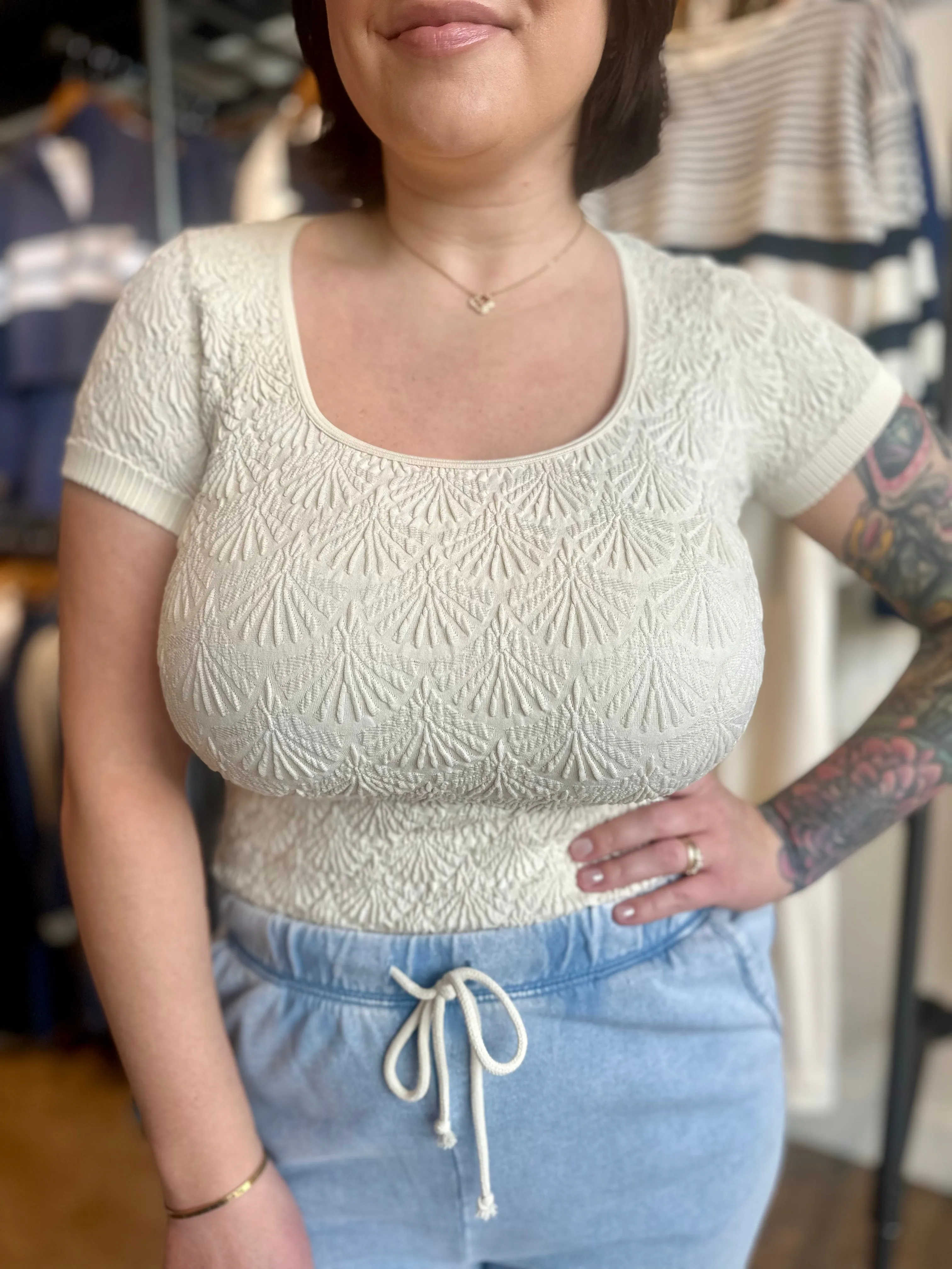 The Aspen Seamless Jacquard Scoop Neck Tee
