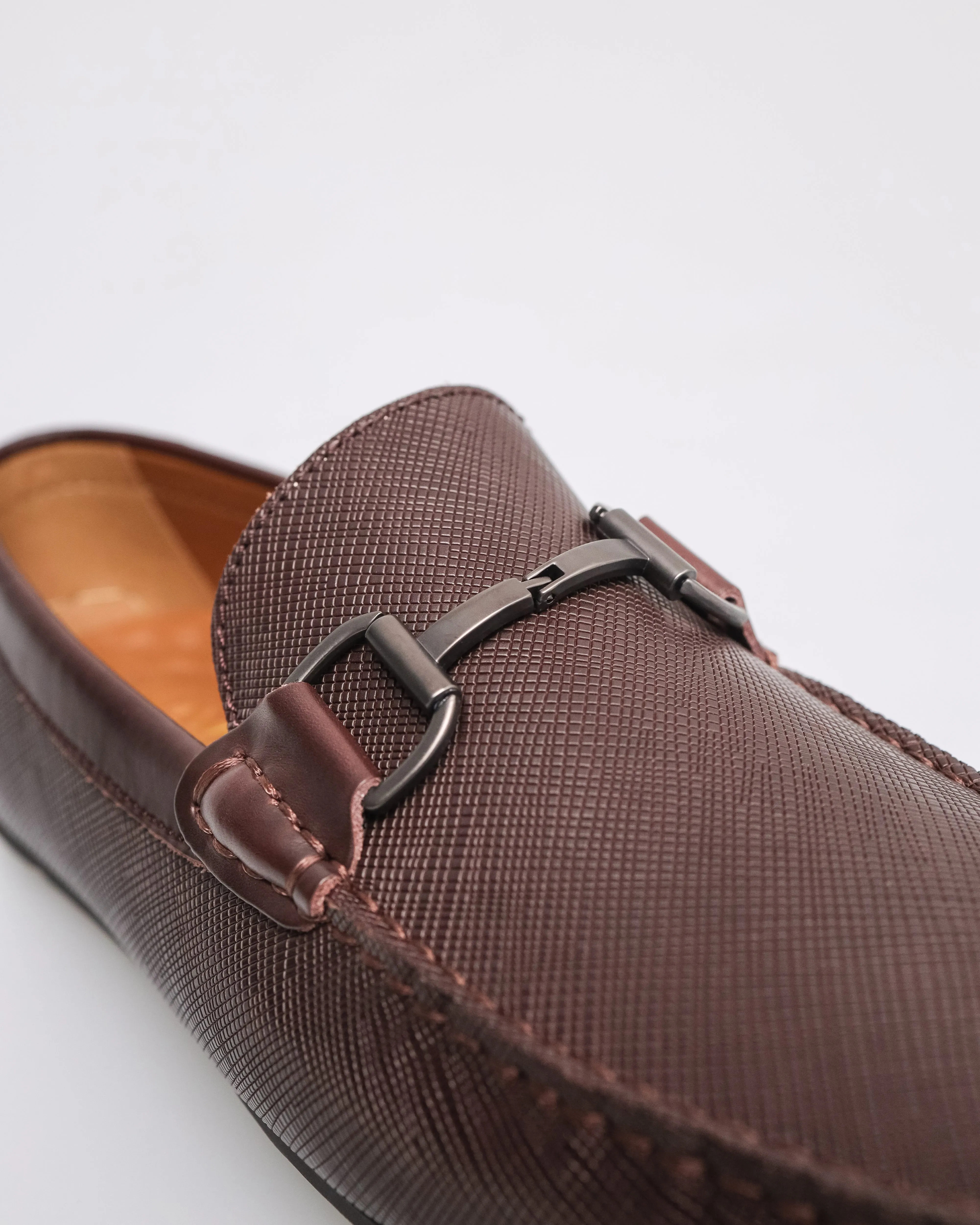 Tomaz C334 Men's Front Buckle Moccasins