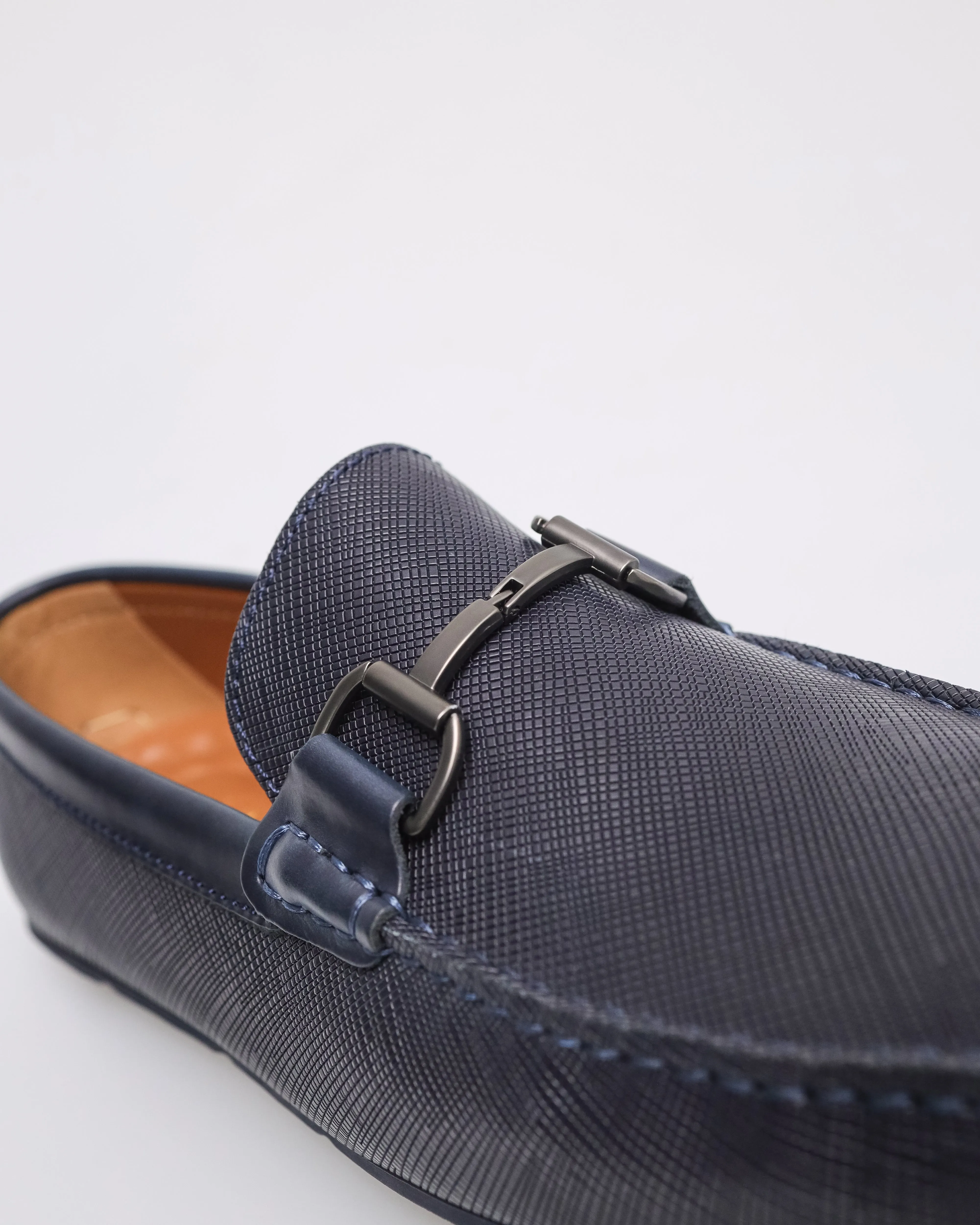 Tomaz C334 Men's Front Buckle Moccasins