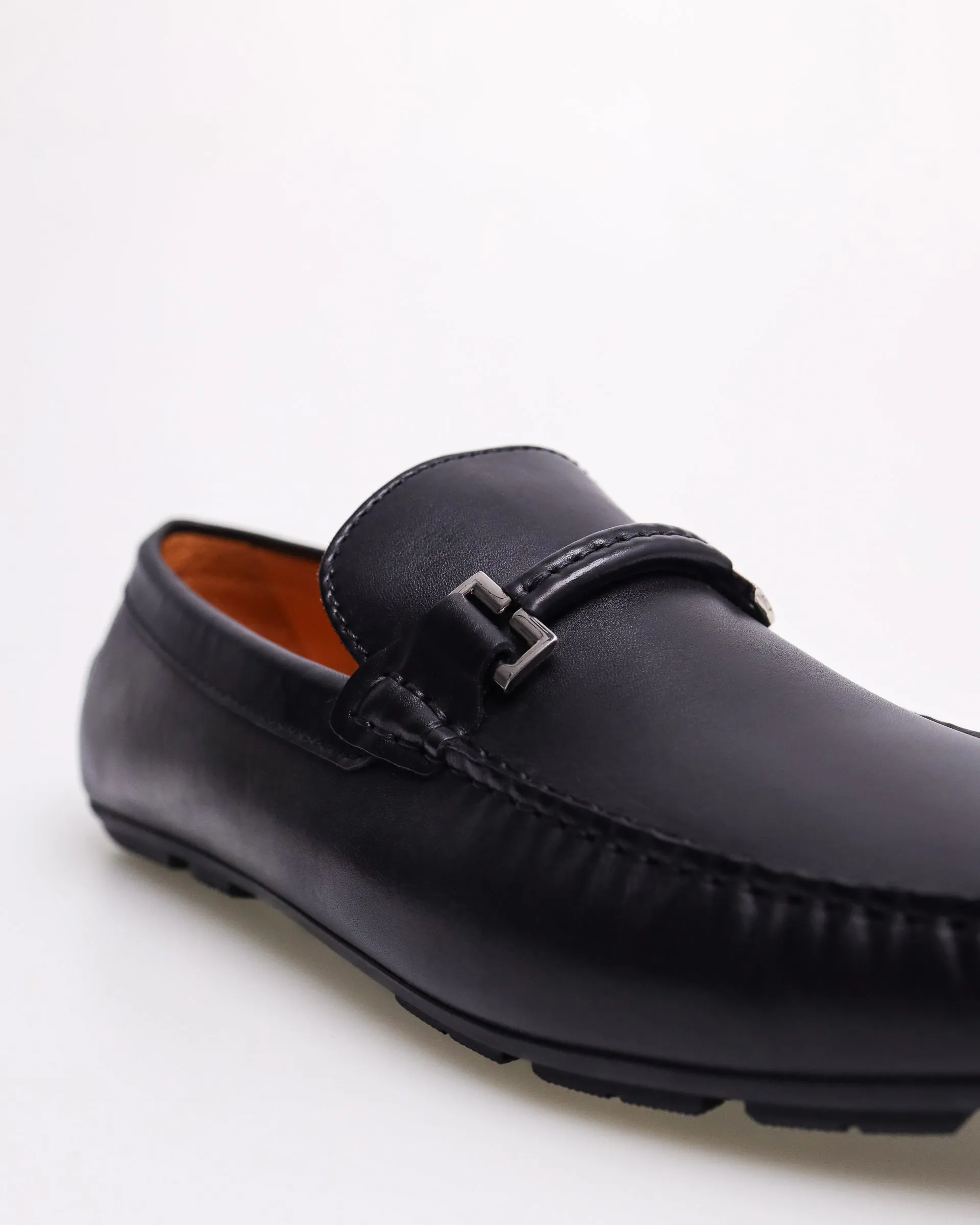 Tomaz C418B Men's Buckle Moccasins