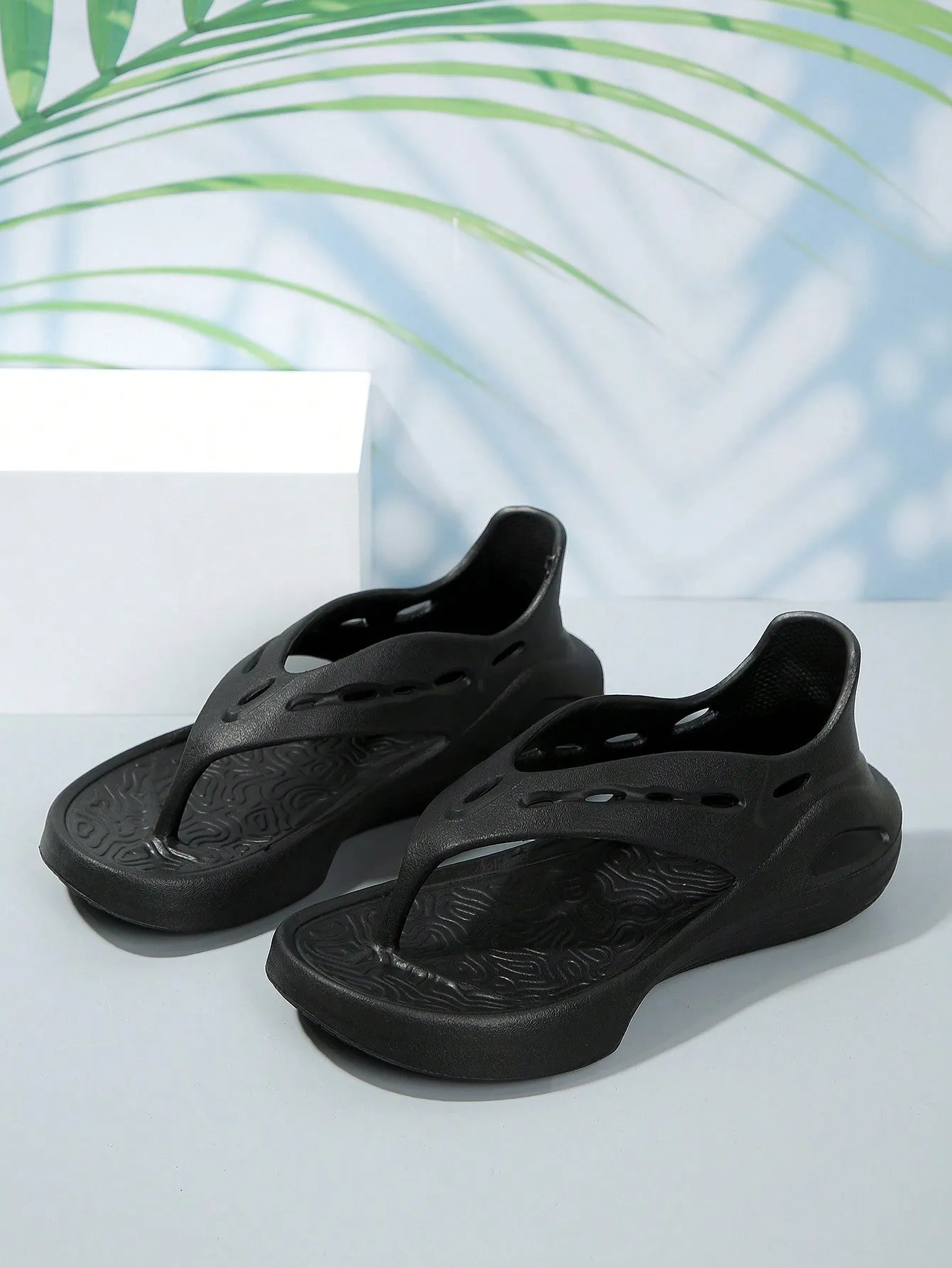 Women's Sporty Sandals, Summer Flat Flip-Flops, Comfortable Casual Slip-On Slippers With Lightweight Platform And Hollow Out Design