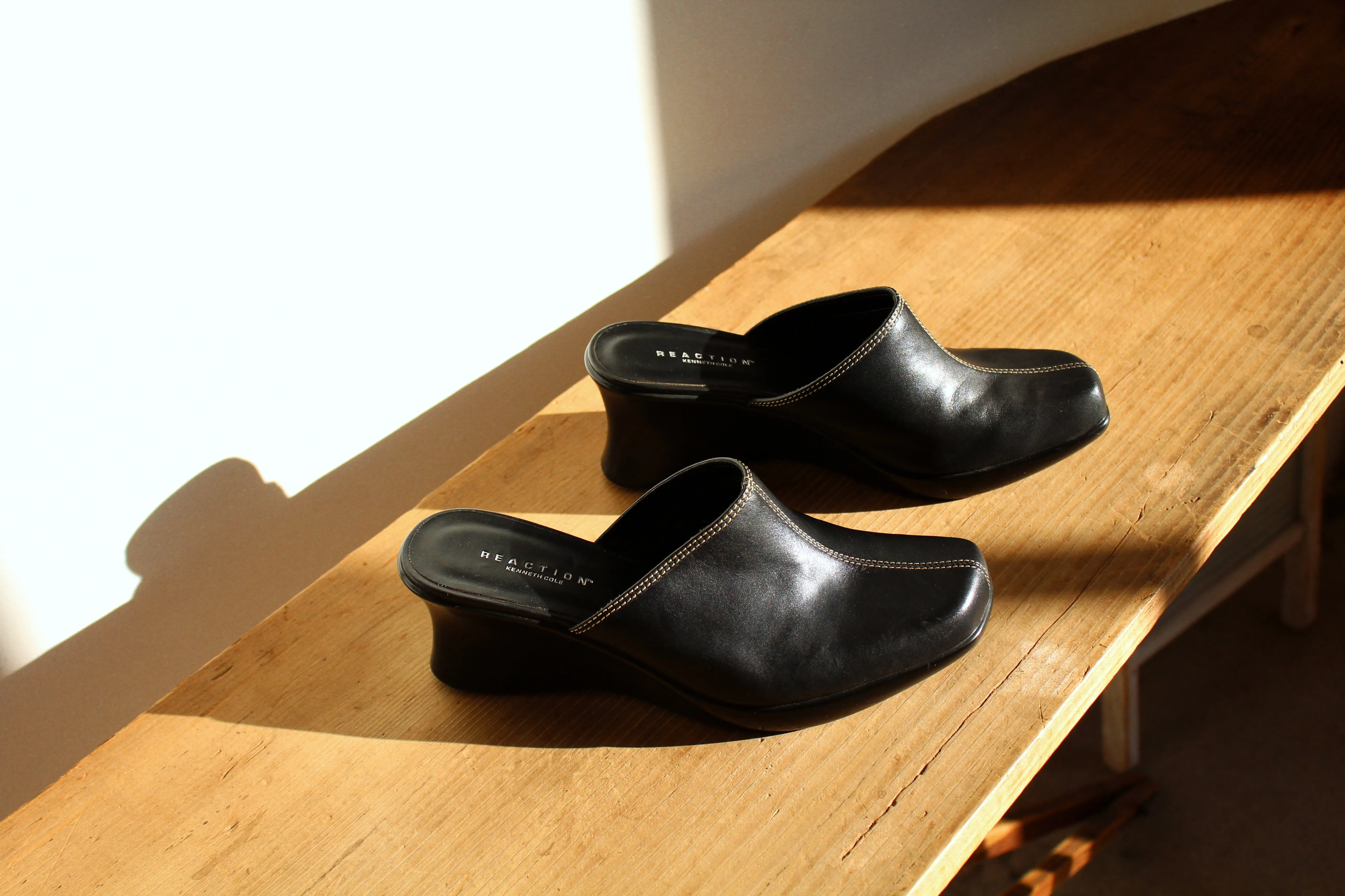 Y2K Reaction by Kenneth Cole Black Leather Wedge Mules w/ White Top Stitching - Size 8M
